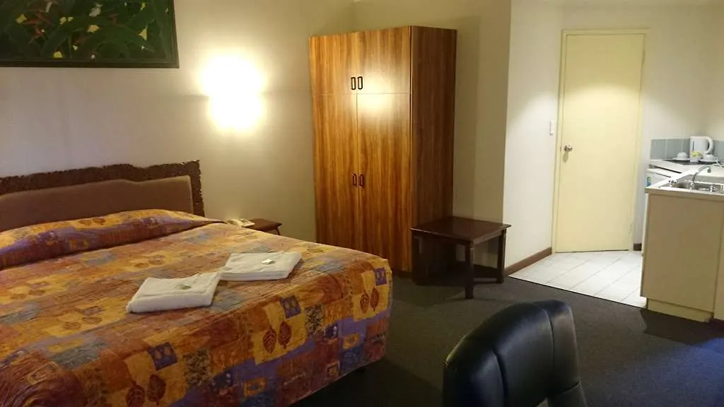 Sanno Marracoonda Perth Airport Hotel 3*,