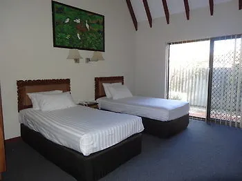 Sanno Marracoonda Perth Airport Hotel 3*,