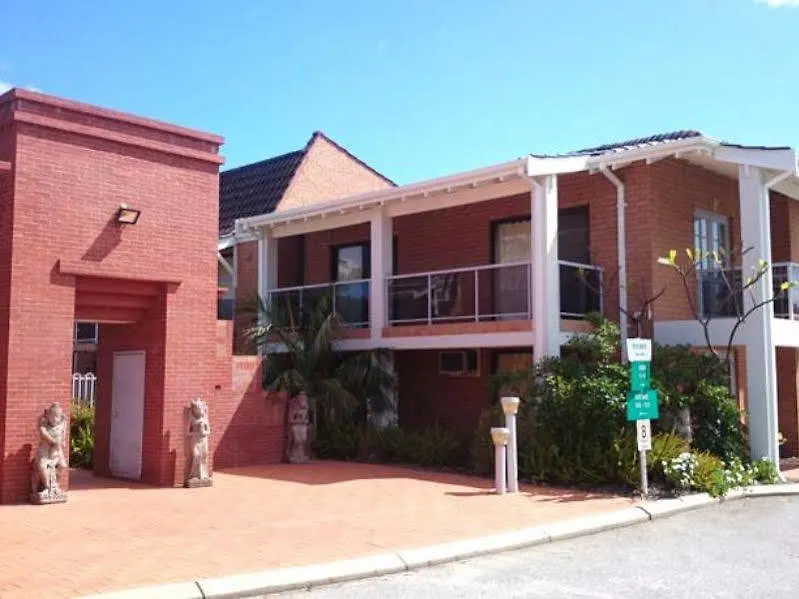***  Sanno Marracoonda Perth Airport Hotel Australia